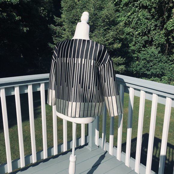 PAMELA Collezione  Vintage Fashionable Striped Black and White Blazer Made Italy - Picture 3 of 4